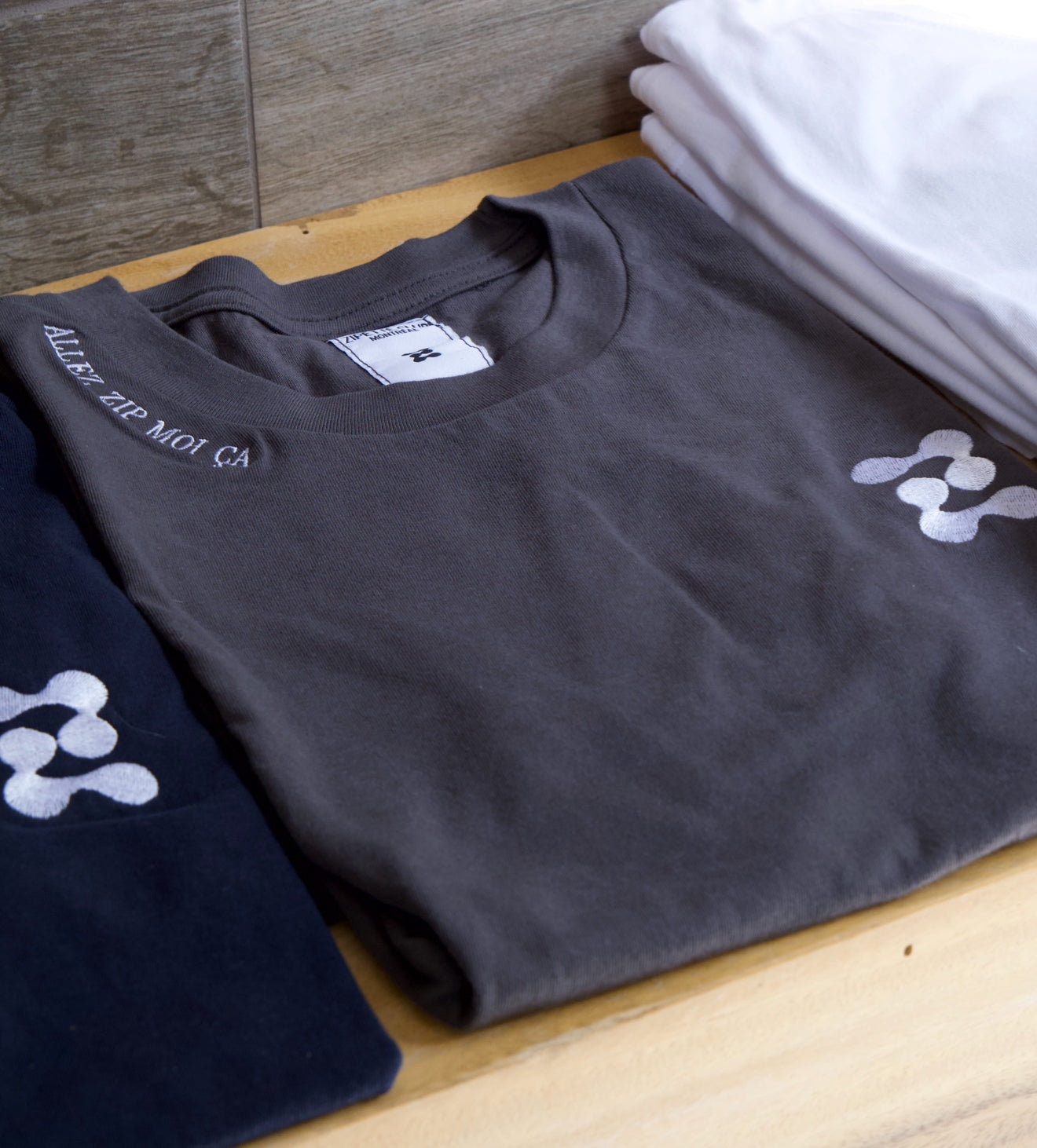 Le Tee shirt InMood | Logo "Z" | Zip moi ça sur le col