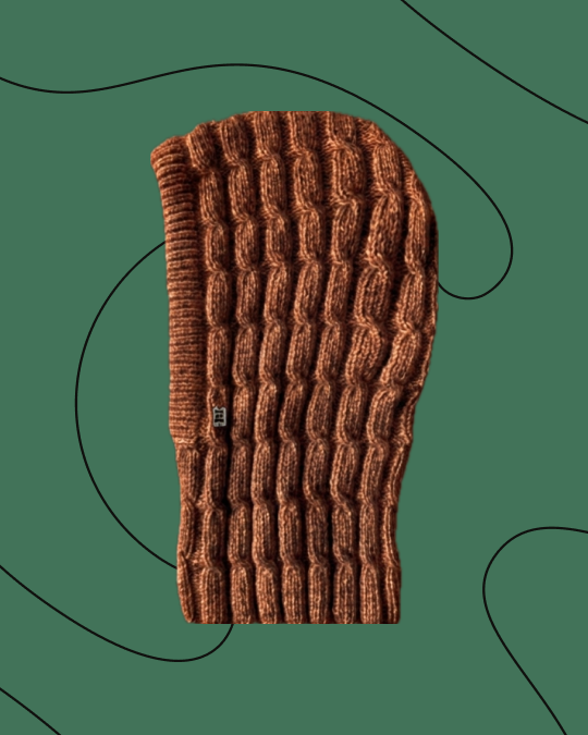 Cagoule tricoté à la main