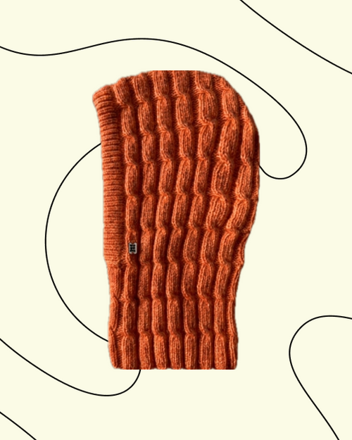Cagoule tricoté à la main